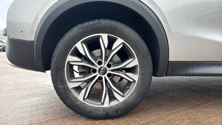 Infiniti Qx30 2.2d Premium 5dr DCT Diesel Estate